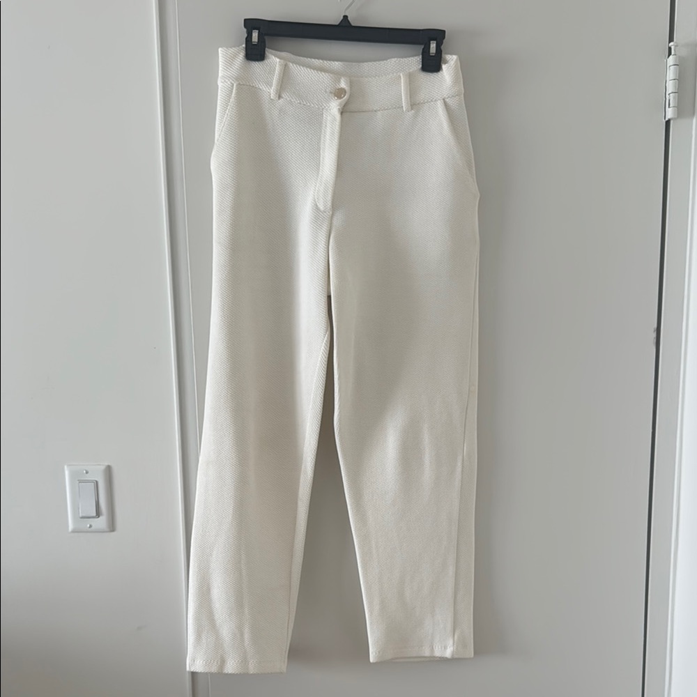 White Cropped Ankle Pants for Versatile Style